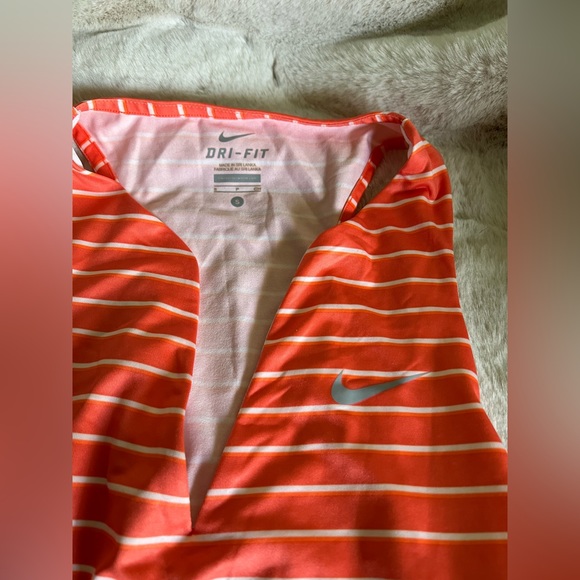 NWT Nike Tennis Tank - Picture 4 of 4